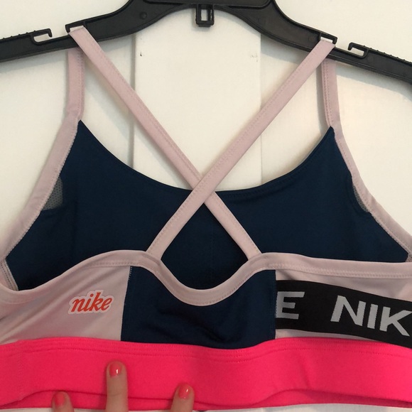 Nike Dri-Fit bra. SzL - Picture 3 of 6